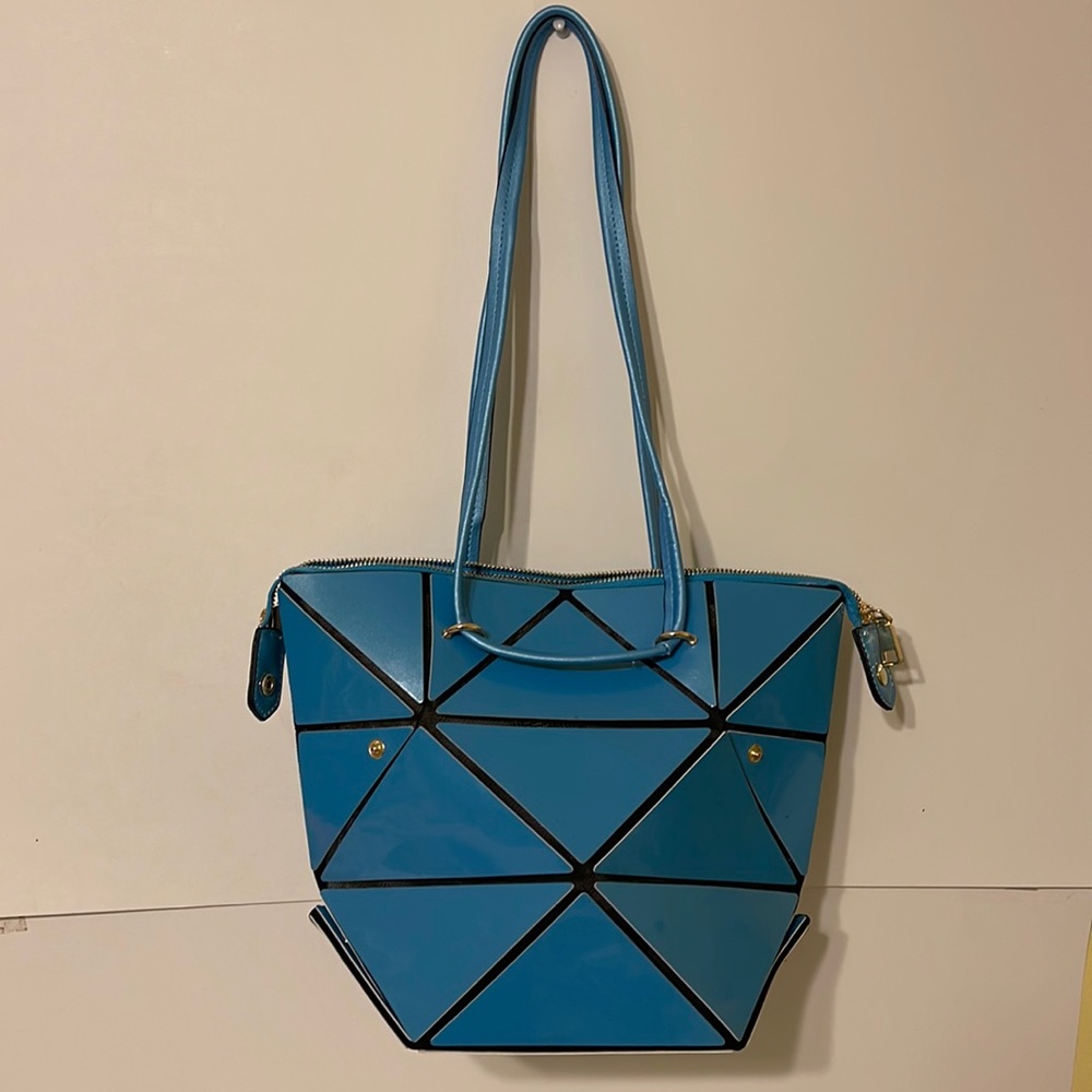Geometric Design Handbag - Picture 7 of 8